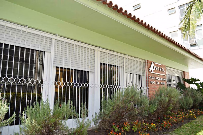 ATENÇÃO ASSOCIADOS(AS) EFETIVOS(AS) APOSENTADOS(AS) DA UFPEL - APUFPEL